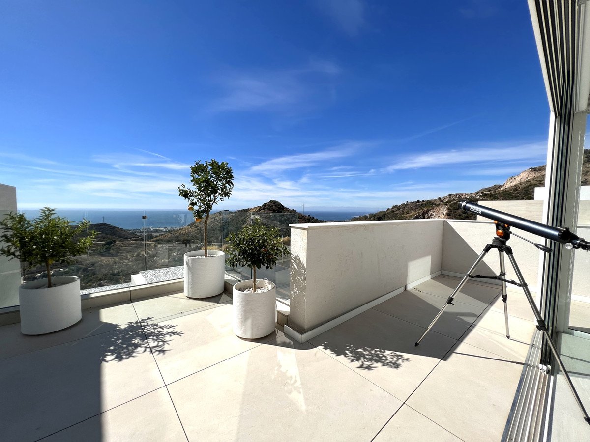 3 Bed Penthouse in Ojén