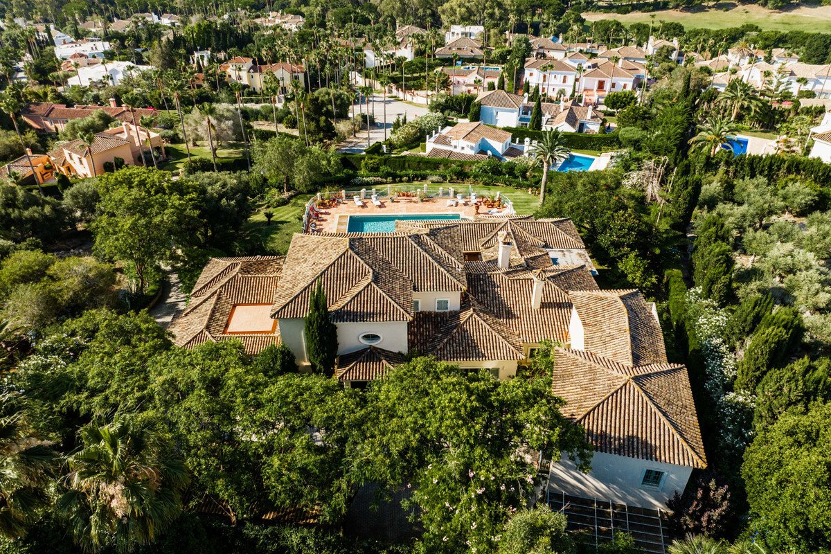 9 Bed Detached Villa in Sotogrande