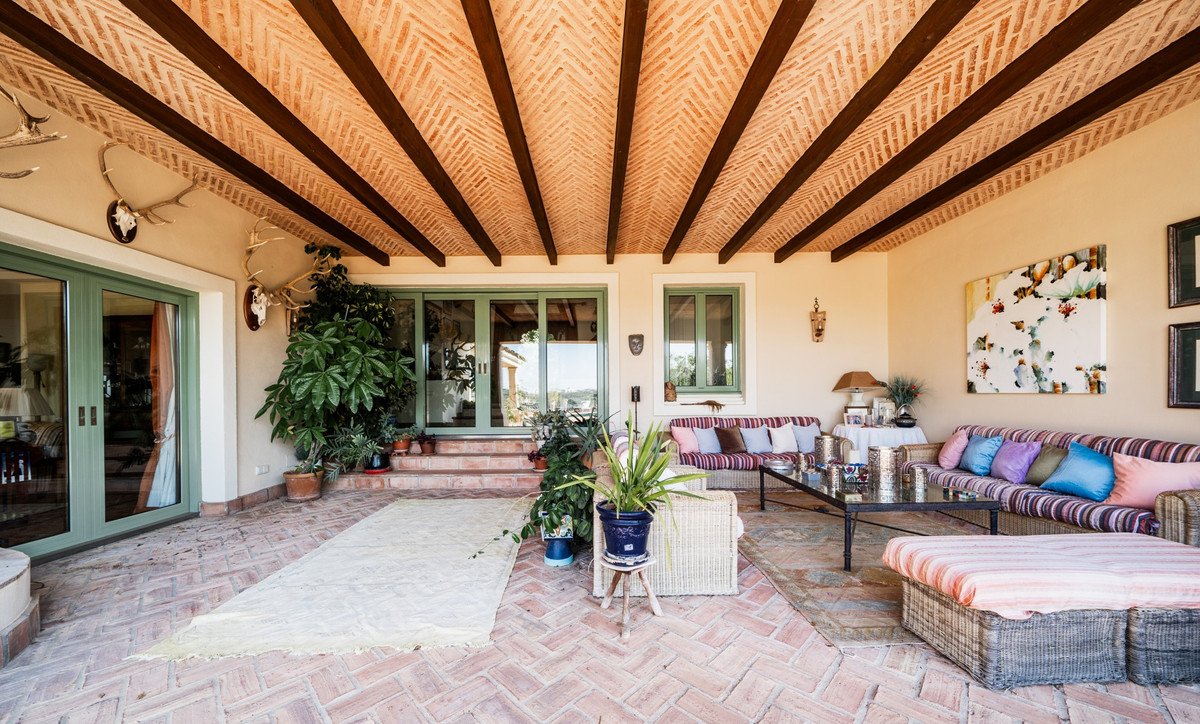 9 Bed Detached Villa in Sotogrande