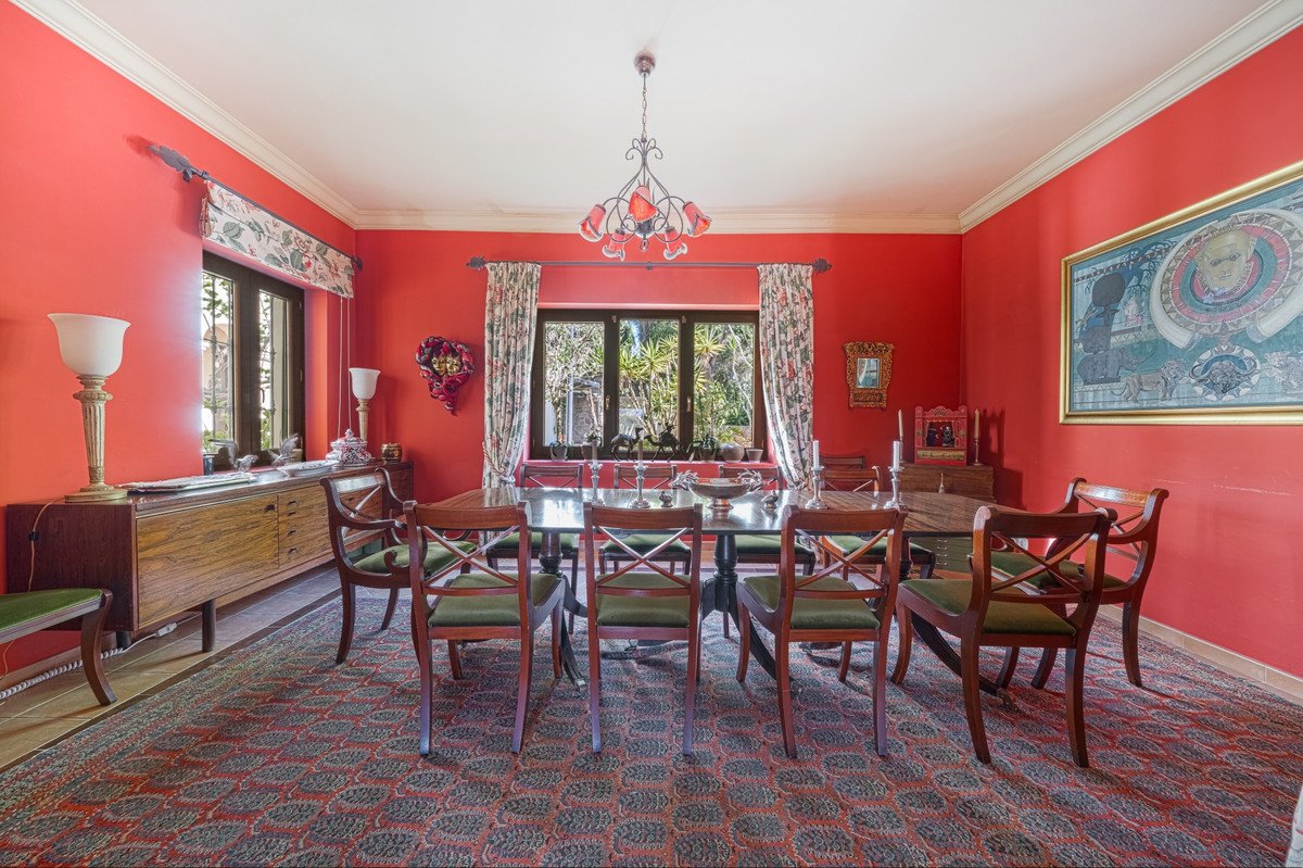 9 Bed Detached Villa in Sotogrande