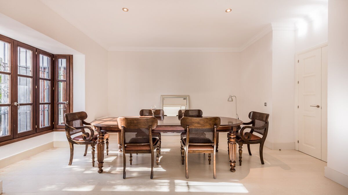 6 Bed Detached Villa in Guadalmina Baja