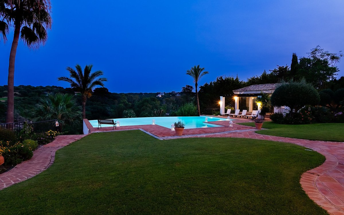 7 Bed Detached Villa in Sotogrande Alto