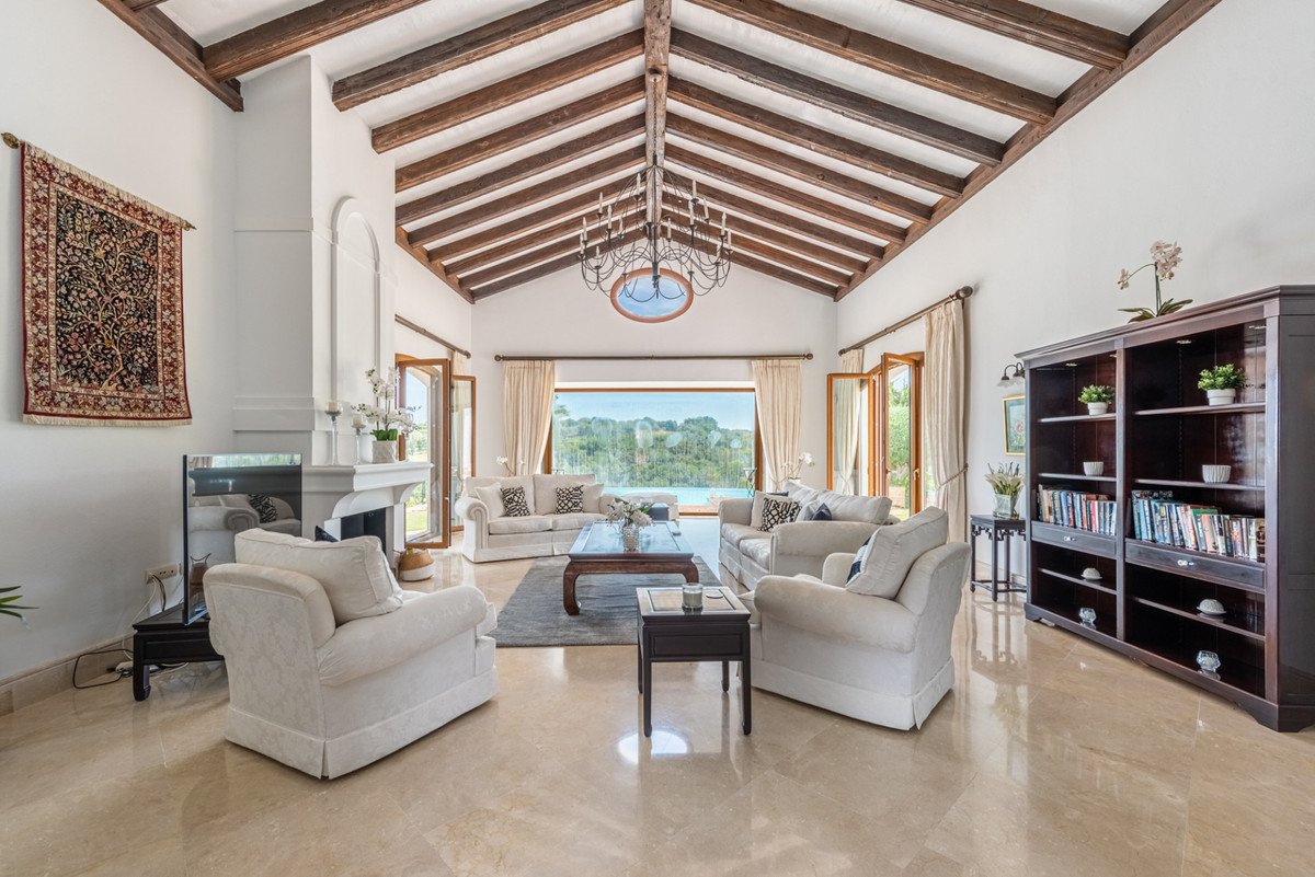 7 Bed Detached Villa in Sotogrande Alto