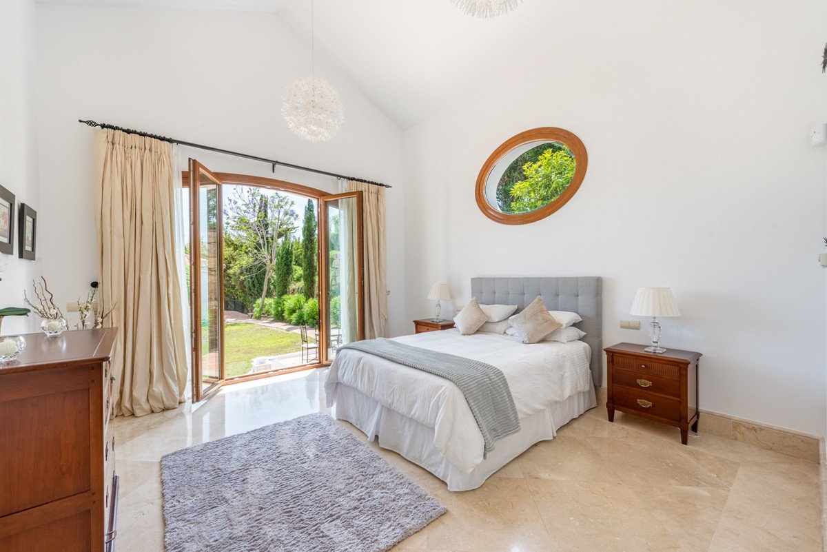 7 Bed Detached Villa in Sotogrande Alto
