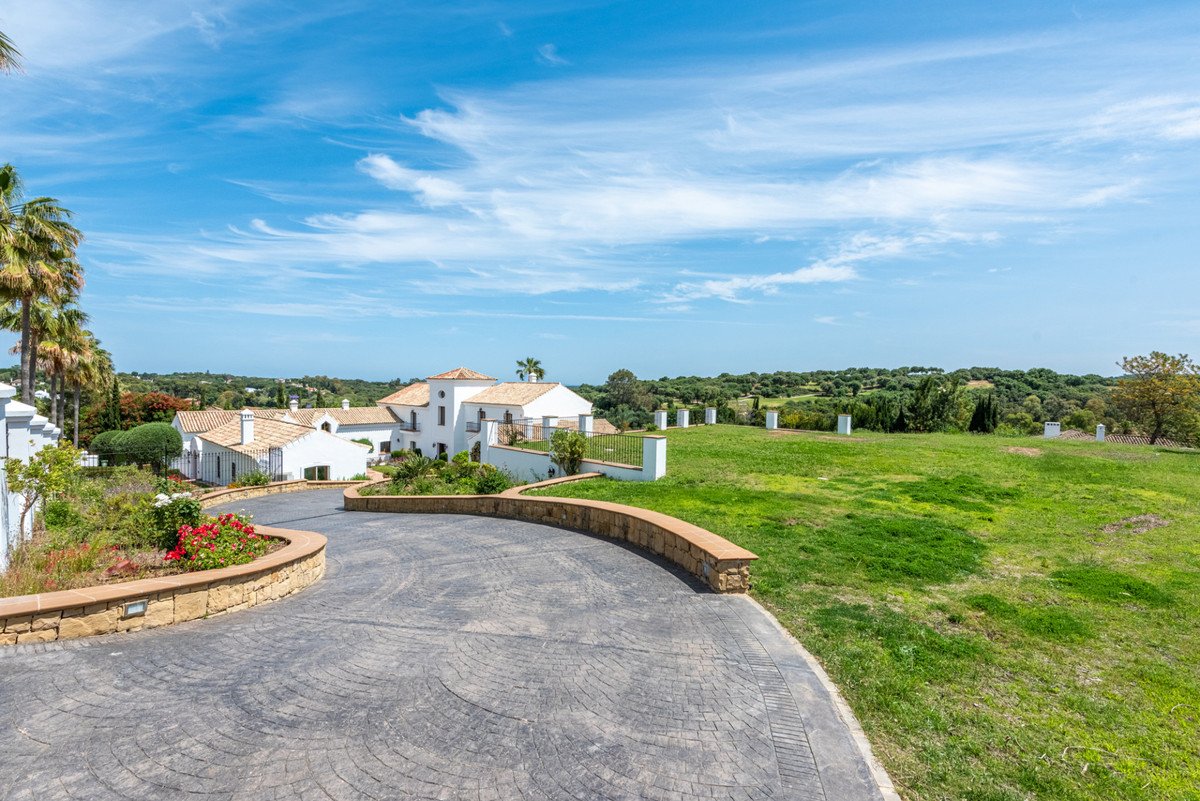 7 Bed Detached Villa in Sotogrande Alto