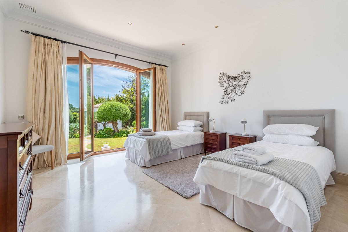 7 Bed Detached Villa in Sotogrande Alto