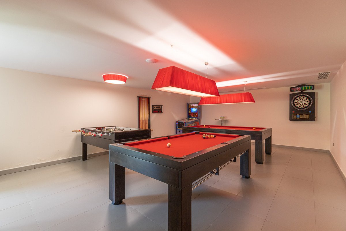 8 Bed Detached Villa in Málaga Este