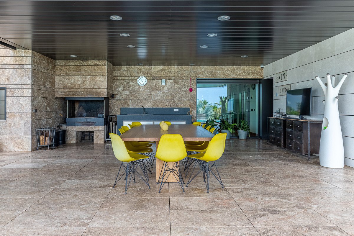 8 Bed Detached Villa in Málaga Este