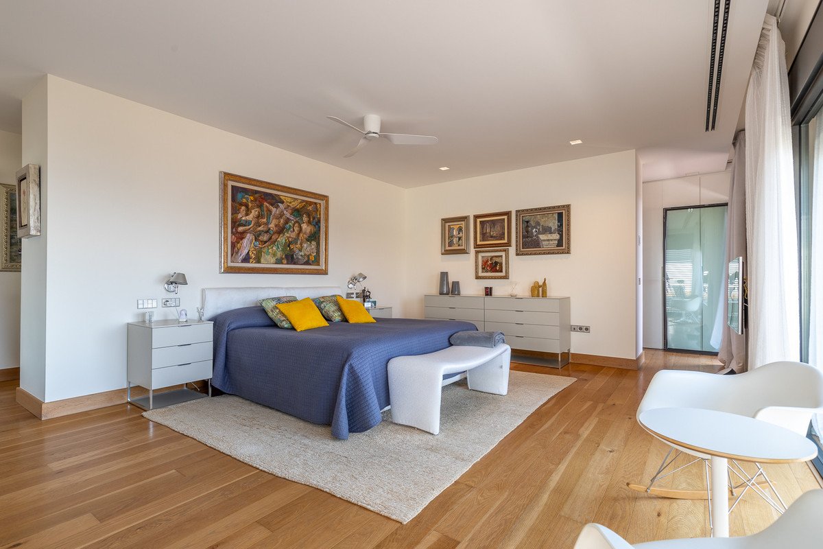 8 Bed Detached Villa in Málaga Este