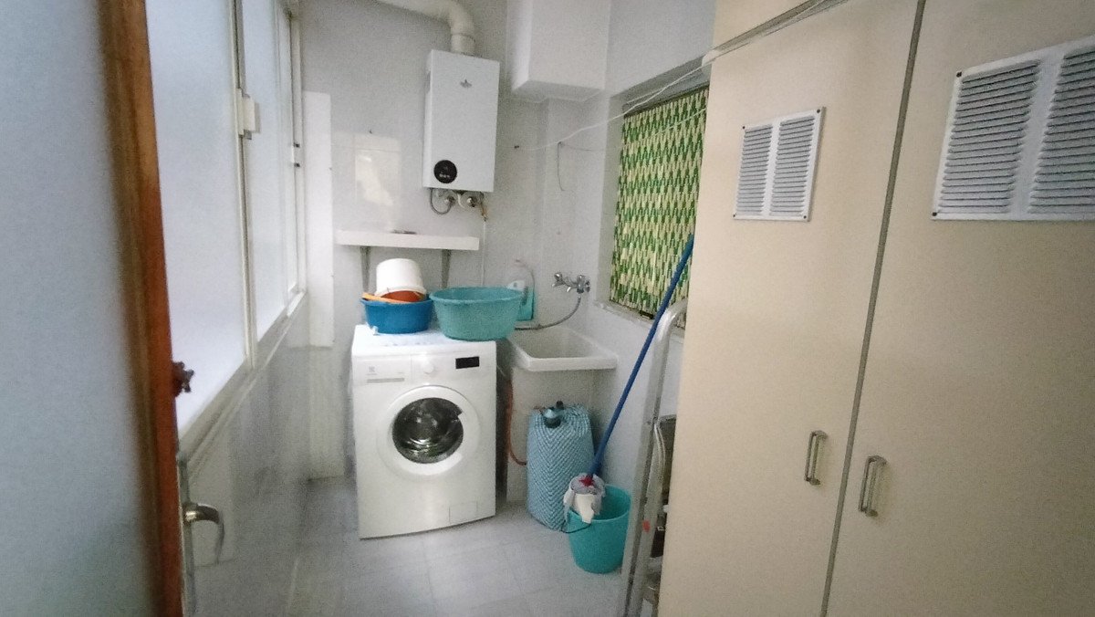 3 Bed Ground Floor Apartment in Sax