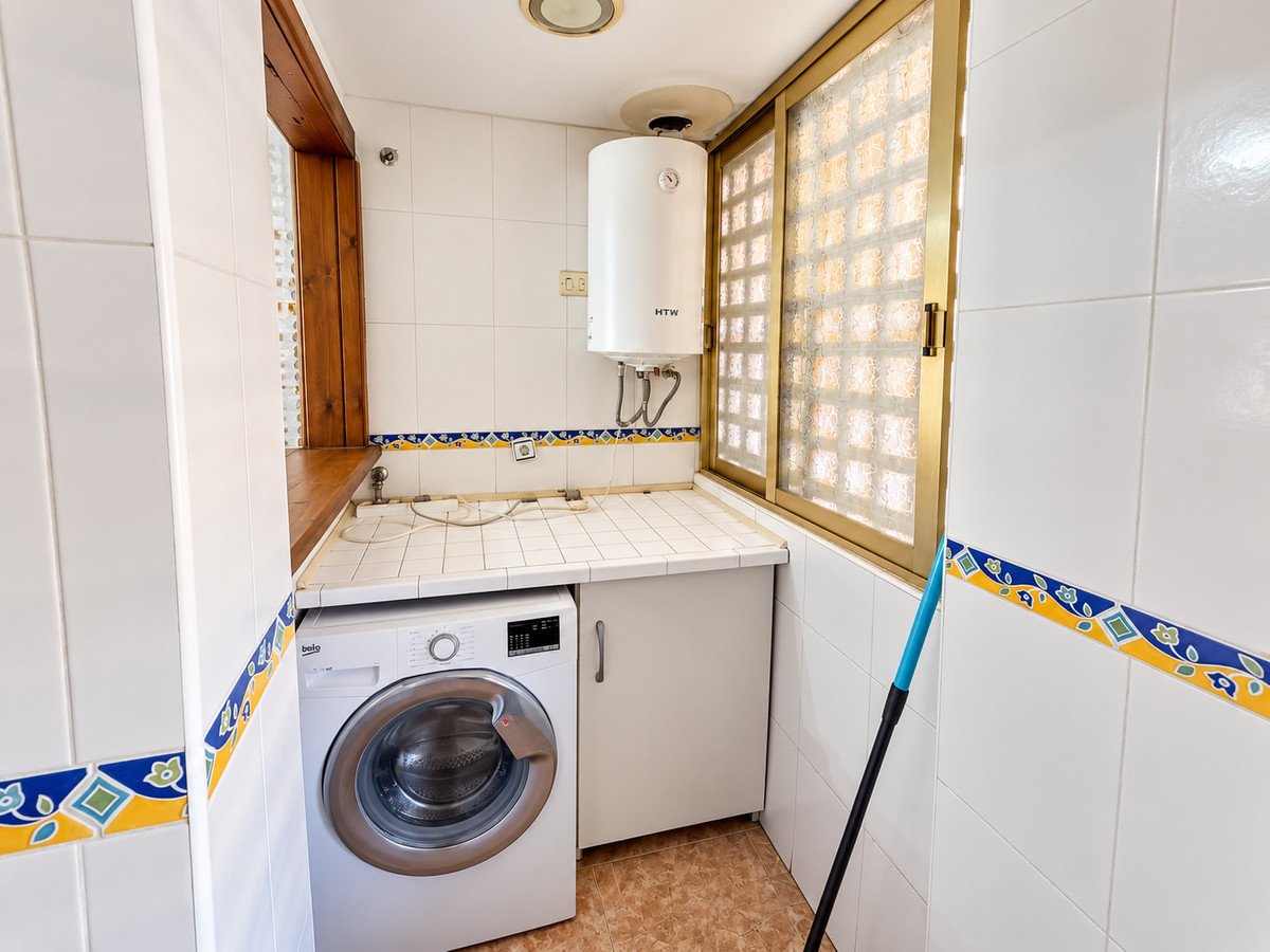 2 Bed Ground Floor Apartment in Torrevieja