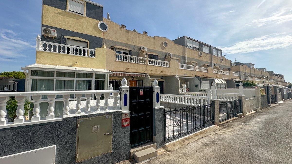 2 Bed Townhouse in Playa Flamenca