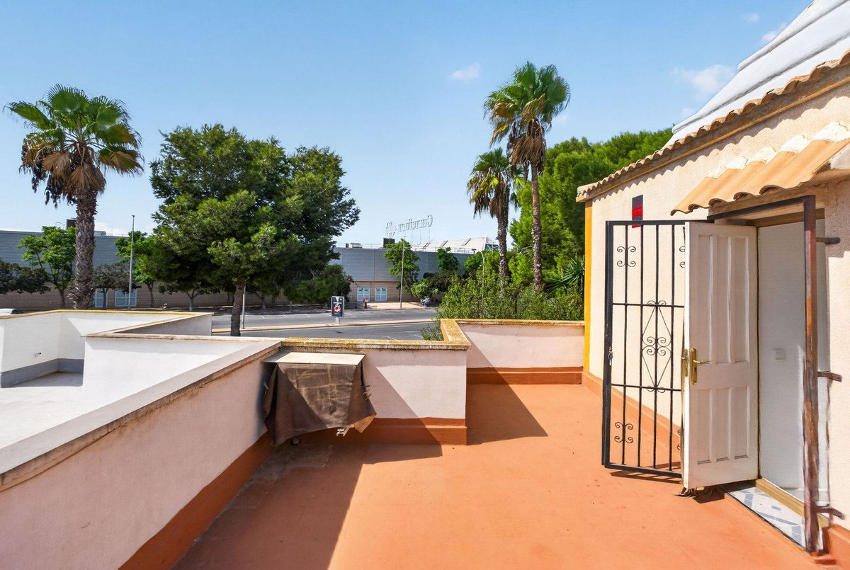 3 Bed Townhouse in Torrevieja