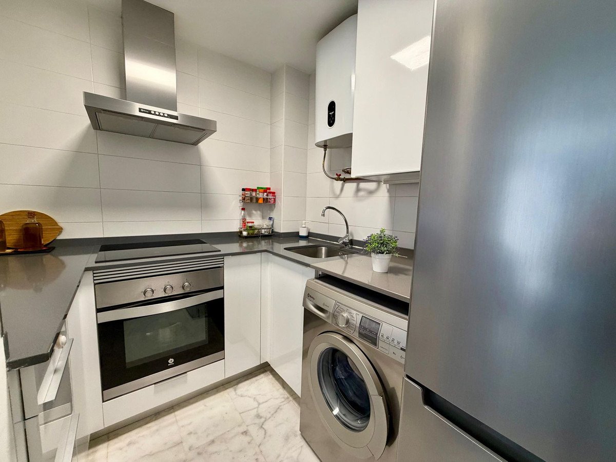 2 Bed Middle Floor Apartment in Los Boliches