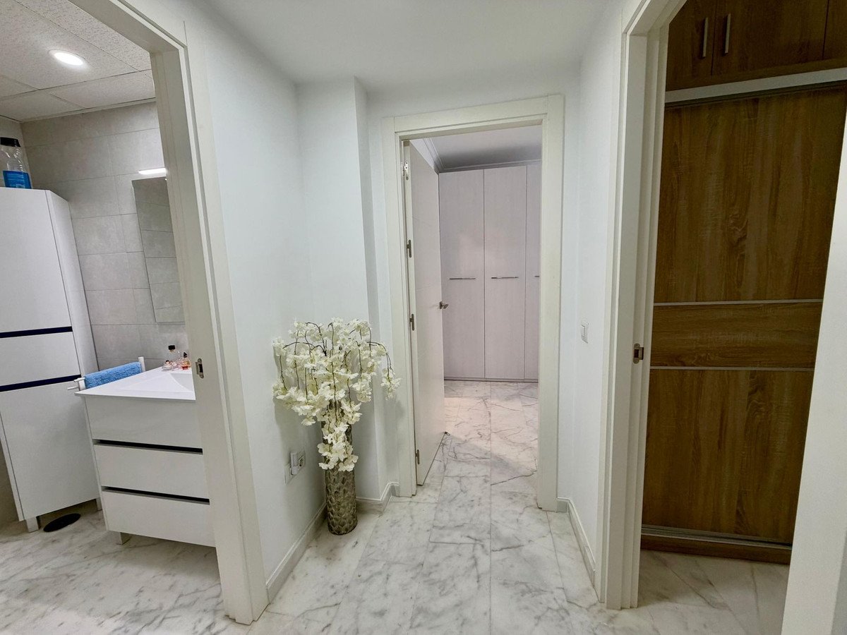 2 Bed Middle Floor Apartment in Los Boliches