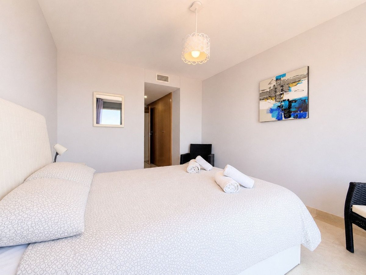 2 Bed Middle Floor Apartment in Doña Julia