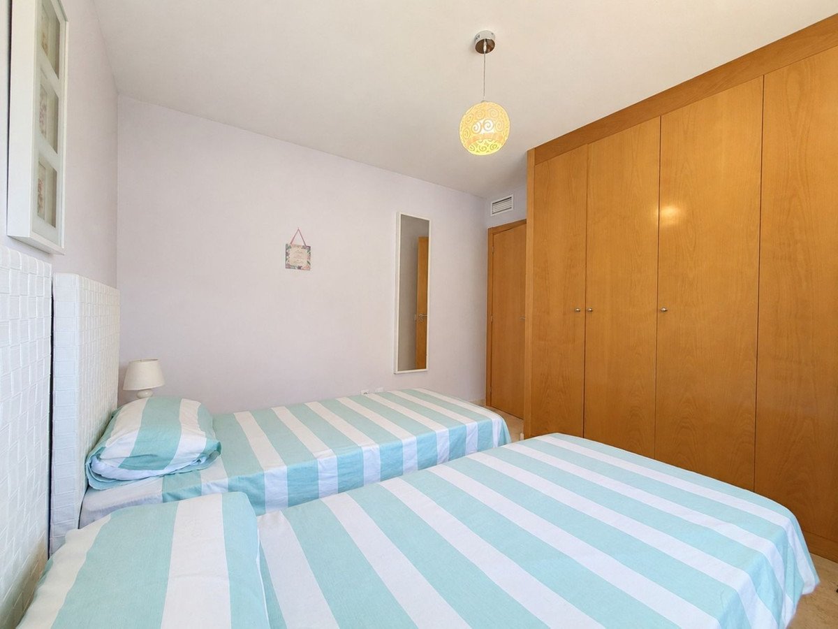 2 Bed Middle Floor Apartment in Doña Julia