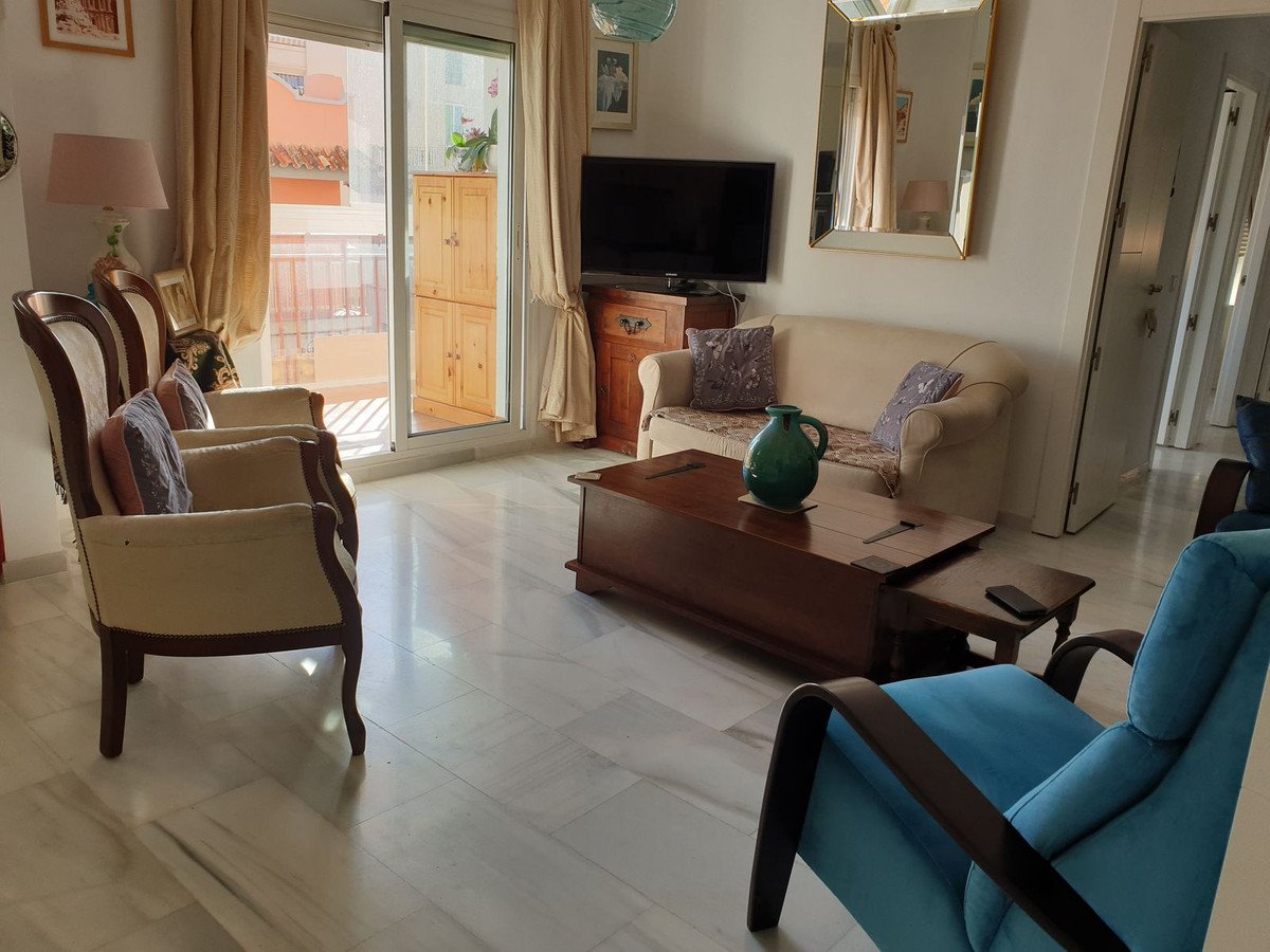 3 Bed Middle Floor Apartment in Fuengirola