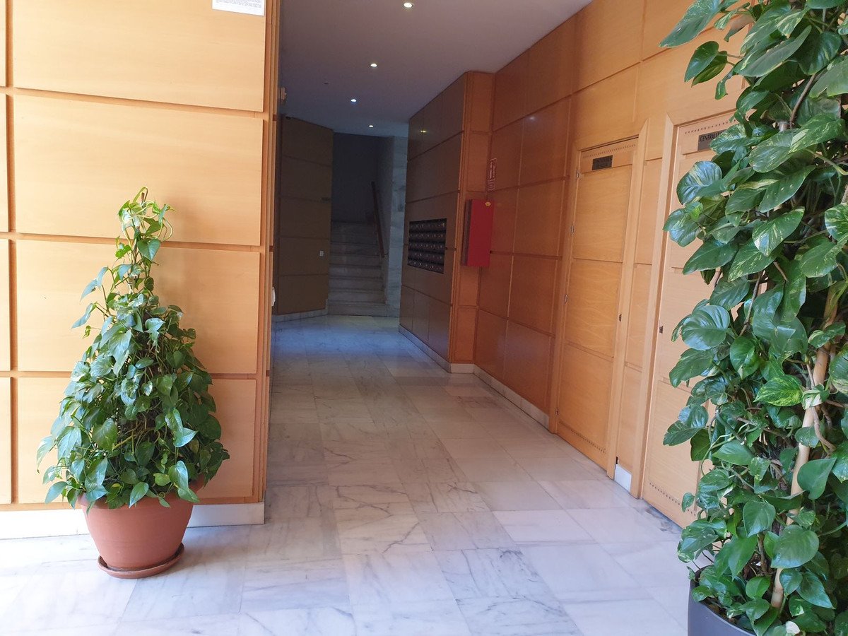 3 Bed Middle Floor Apartment in Fuengirola