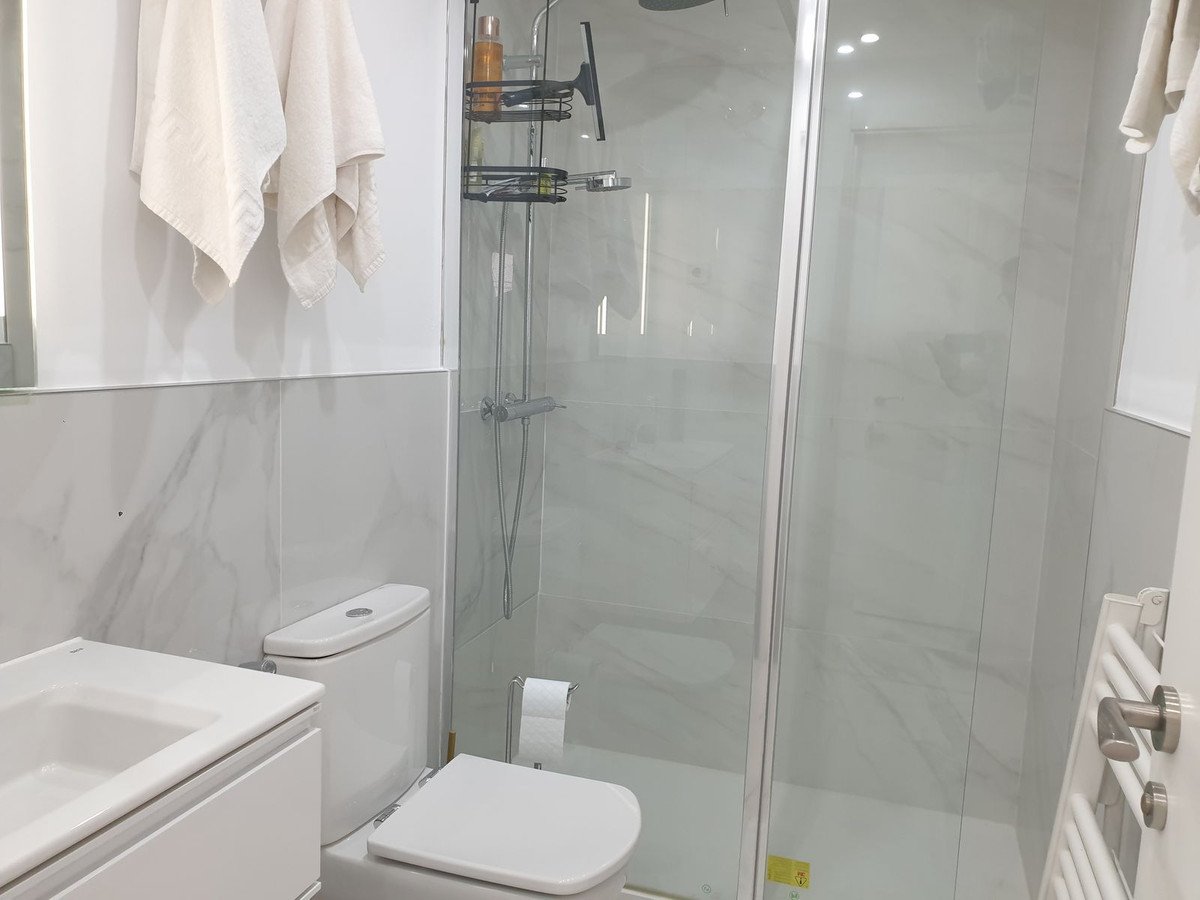 3 Bed Middle Floor Apartment in Fuengirola
