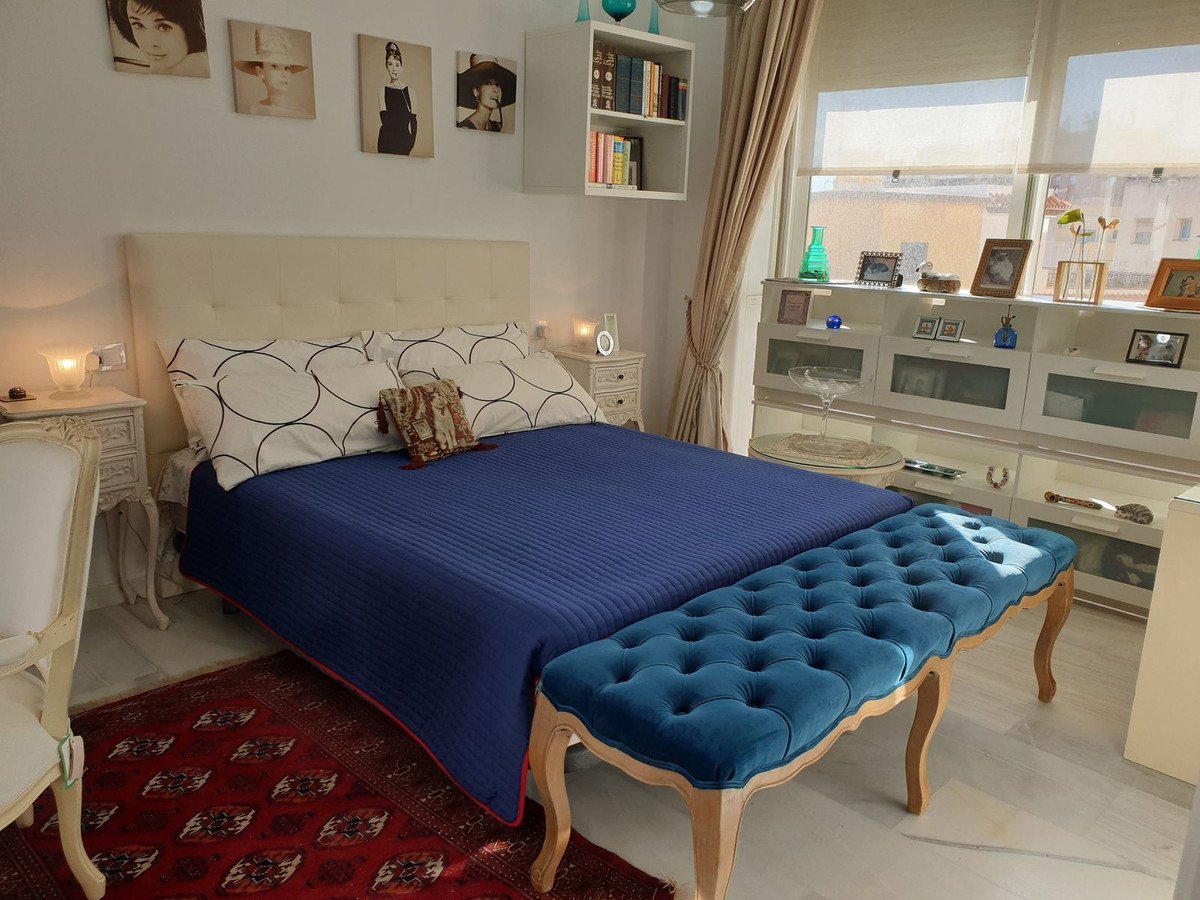 3 Bed Middle Floor Apartment in Fuengirola