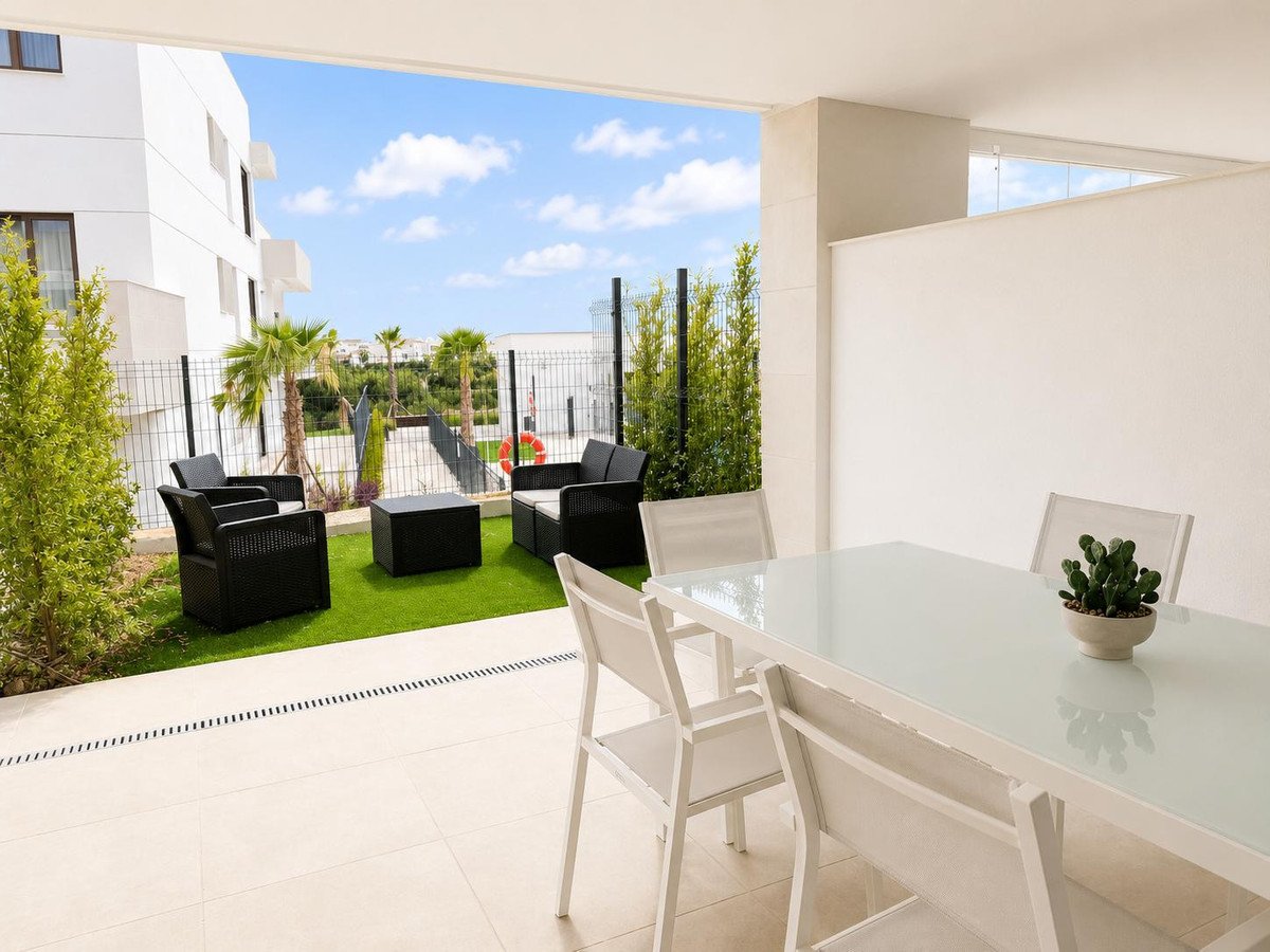 3 Bed Ground Floor Apartment in Estepona