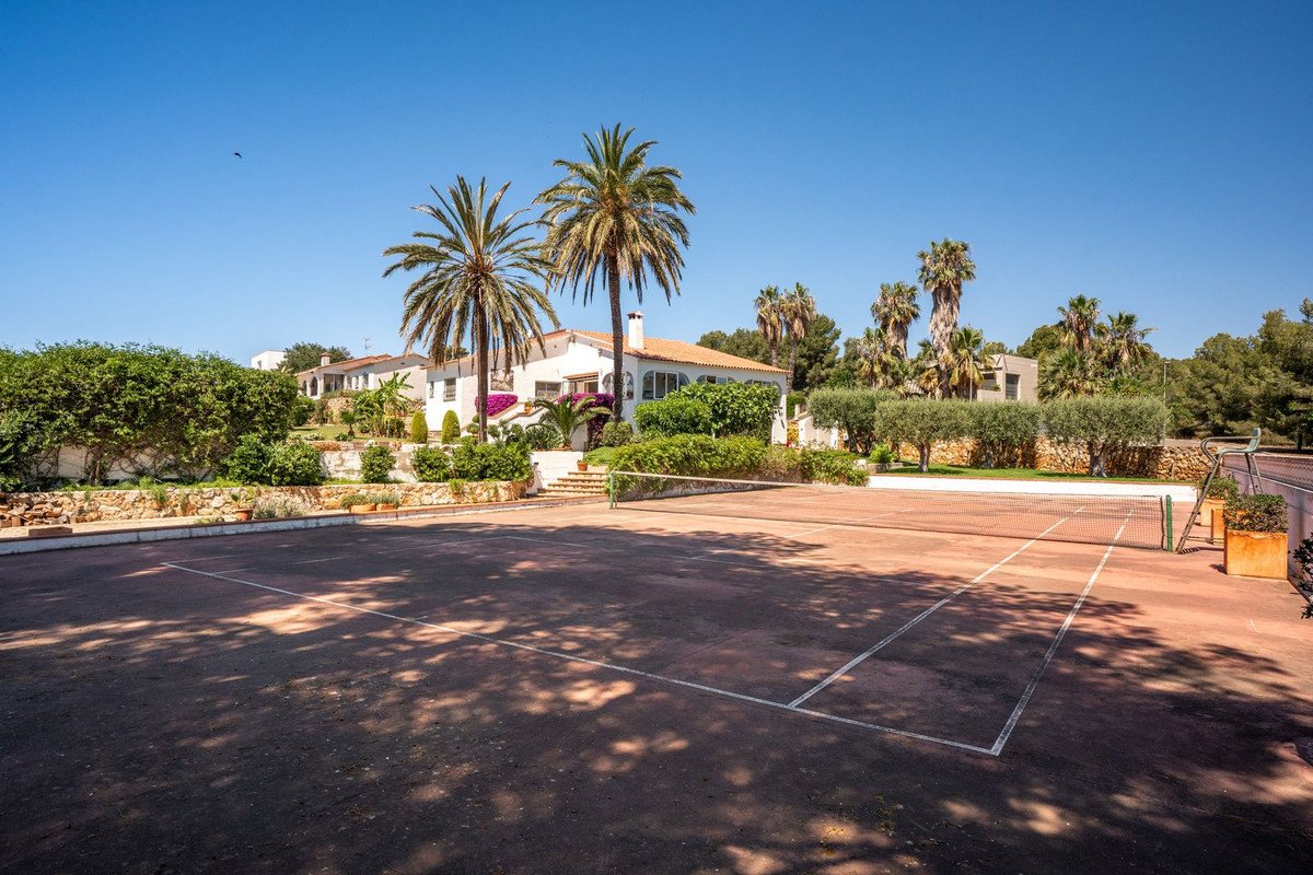 6 Bed Detached Villa in Sitges