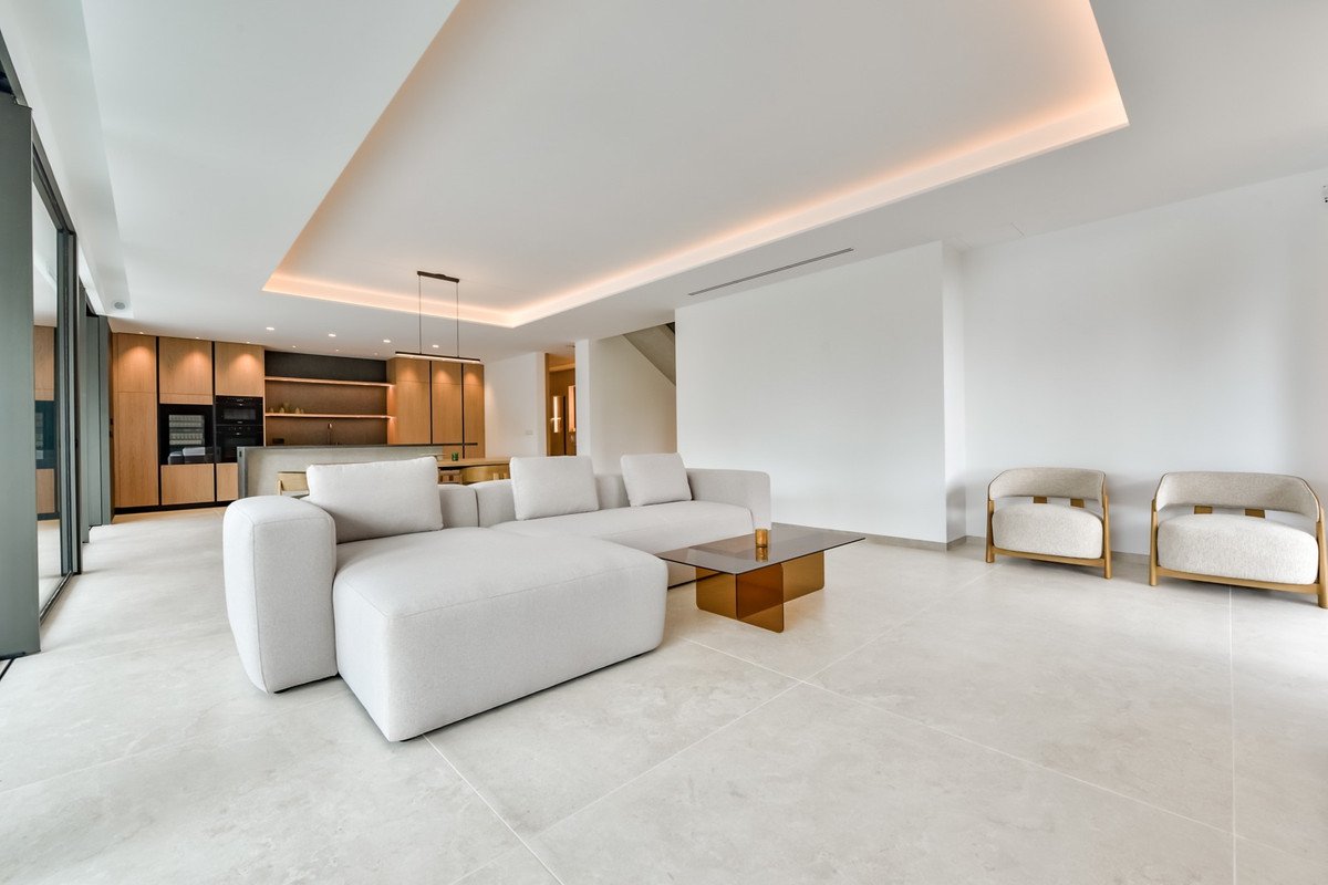 4 Bed Detached Villa in Altea
