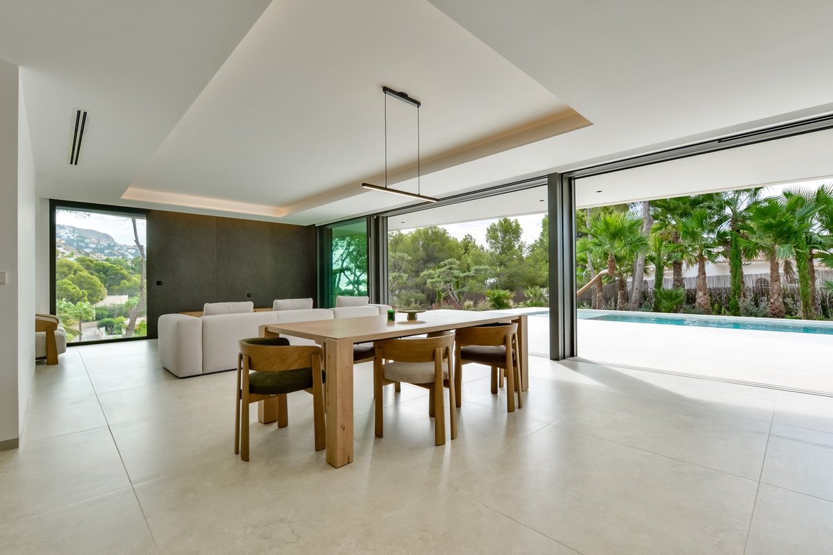 4 Bed Detached Villa in Altea