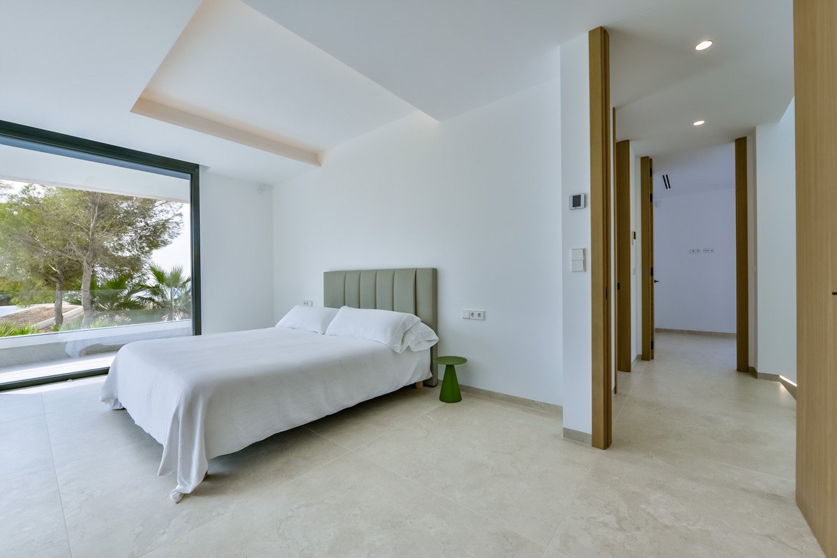4 Bed Detached Villa in Altea