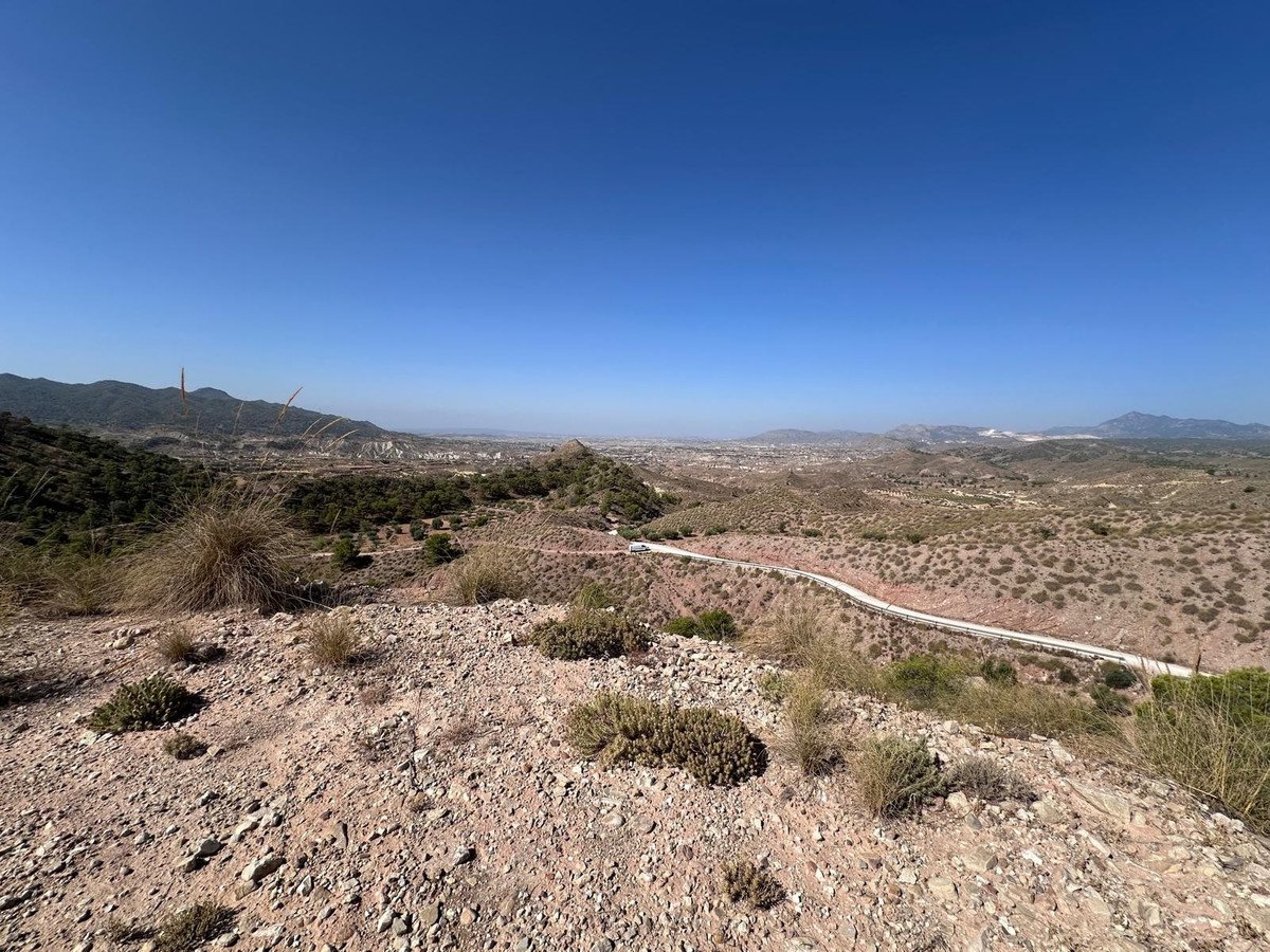 Land in Macisvenda