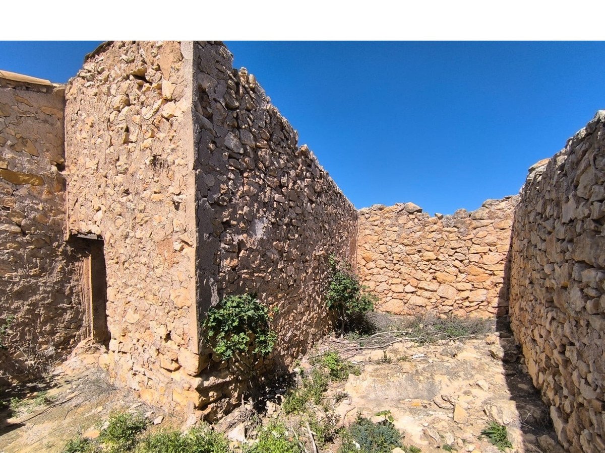 2 Bed Finca - Cortijo in El Rodriguillo