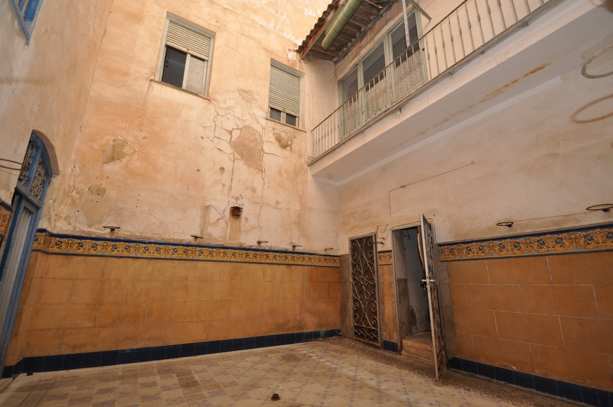 5 Bed Townhouse in Monóvar