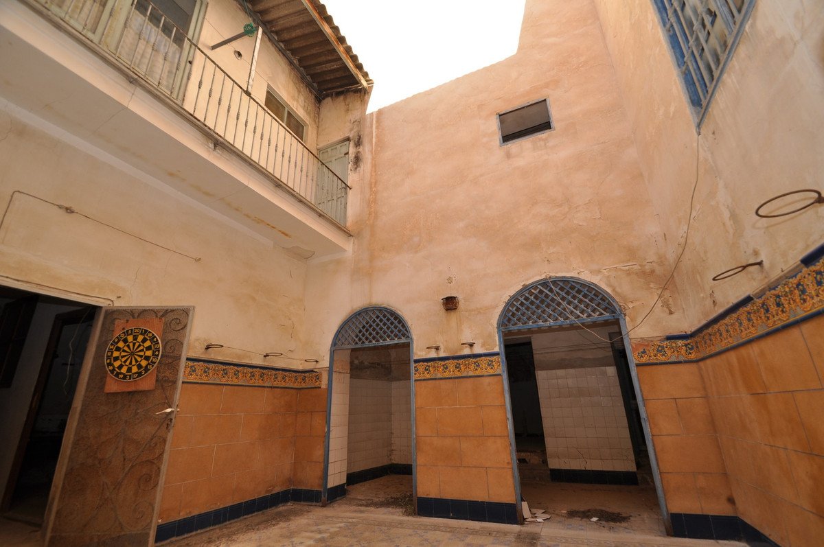 5 Bed Townhouse in Monóvar