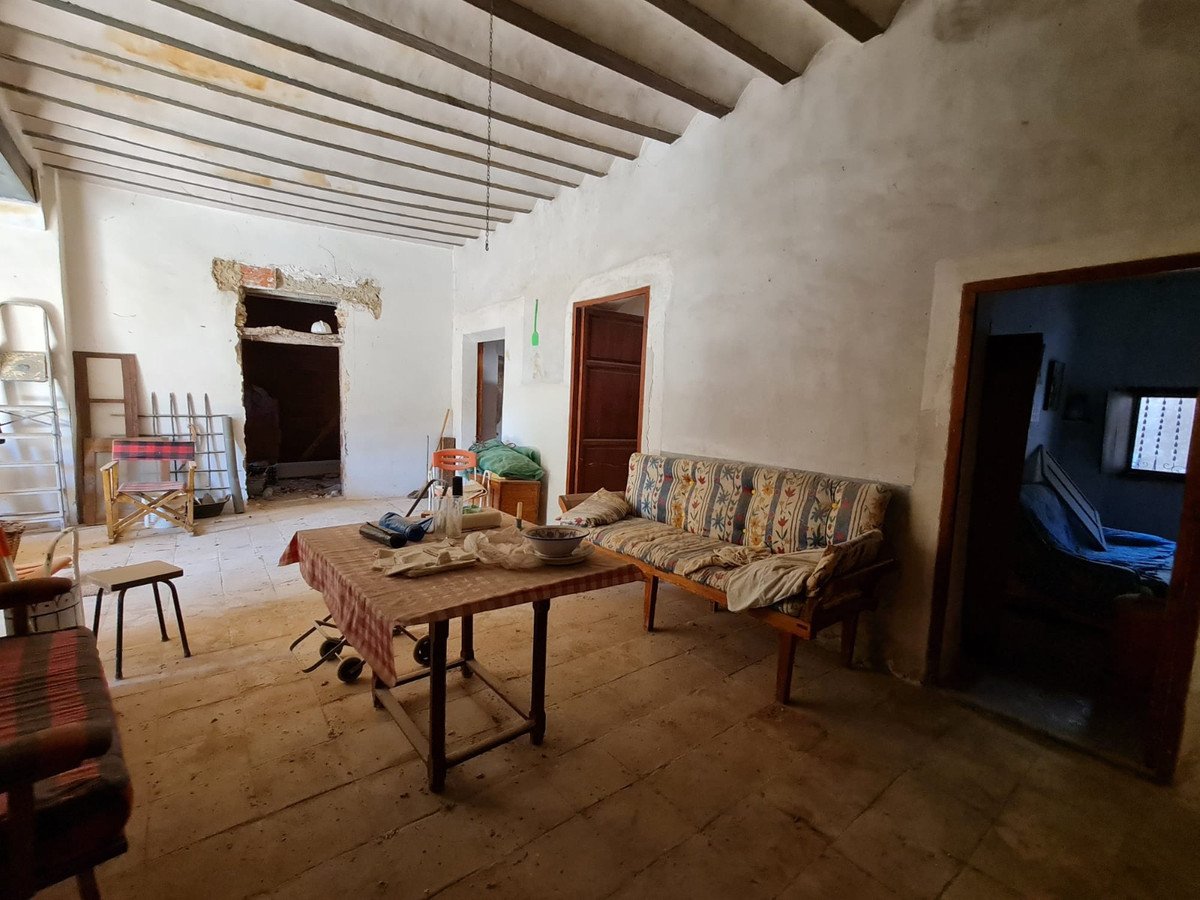 6 Bed Townhouse in Pinoso