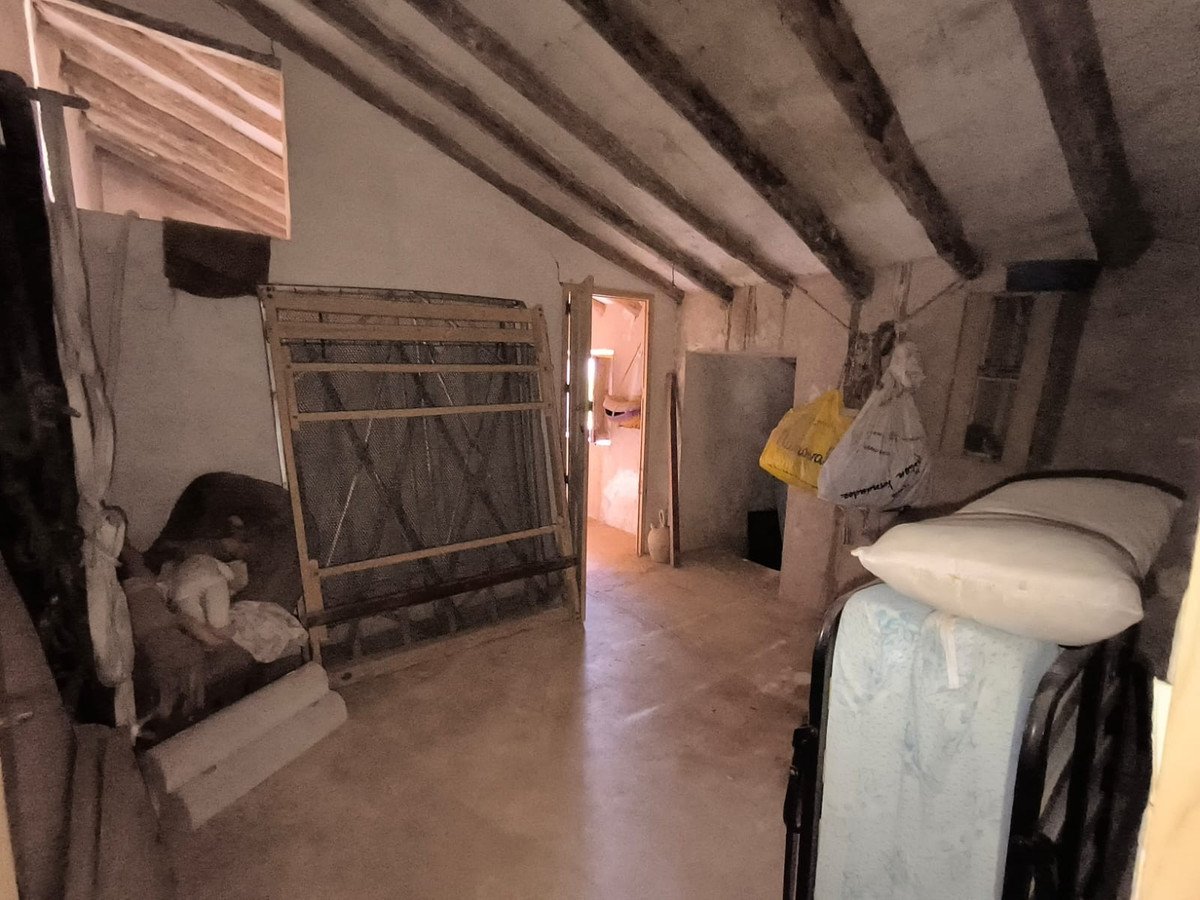 7 Bed Finca - Cortijo in Yecla
