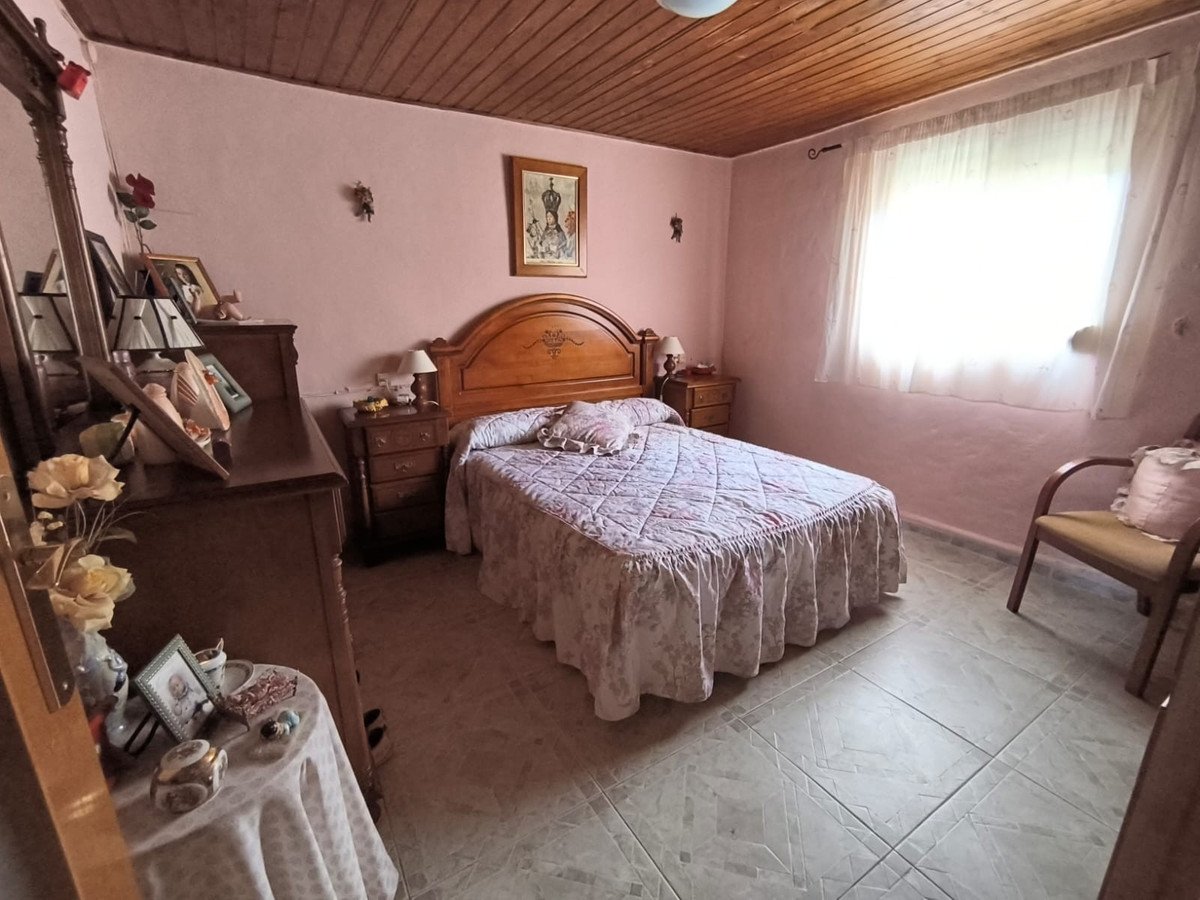 3 Bed Finca - Cortijo in Yecla