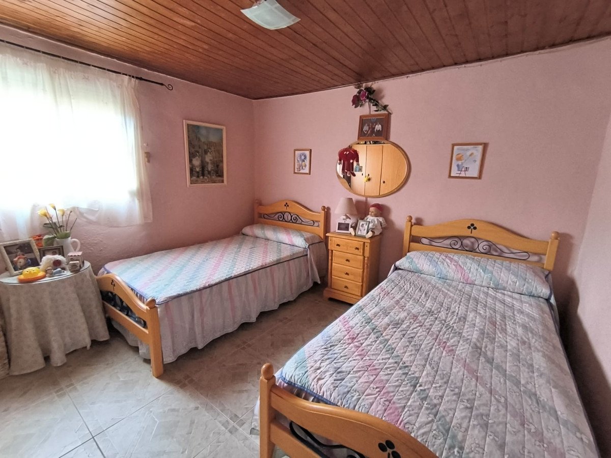 3 Bed Finca - Cortijo in Yecla