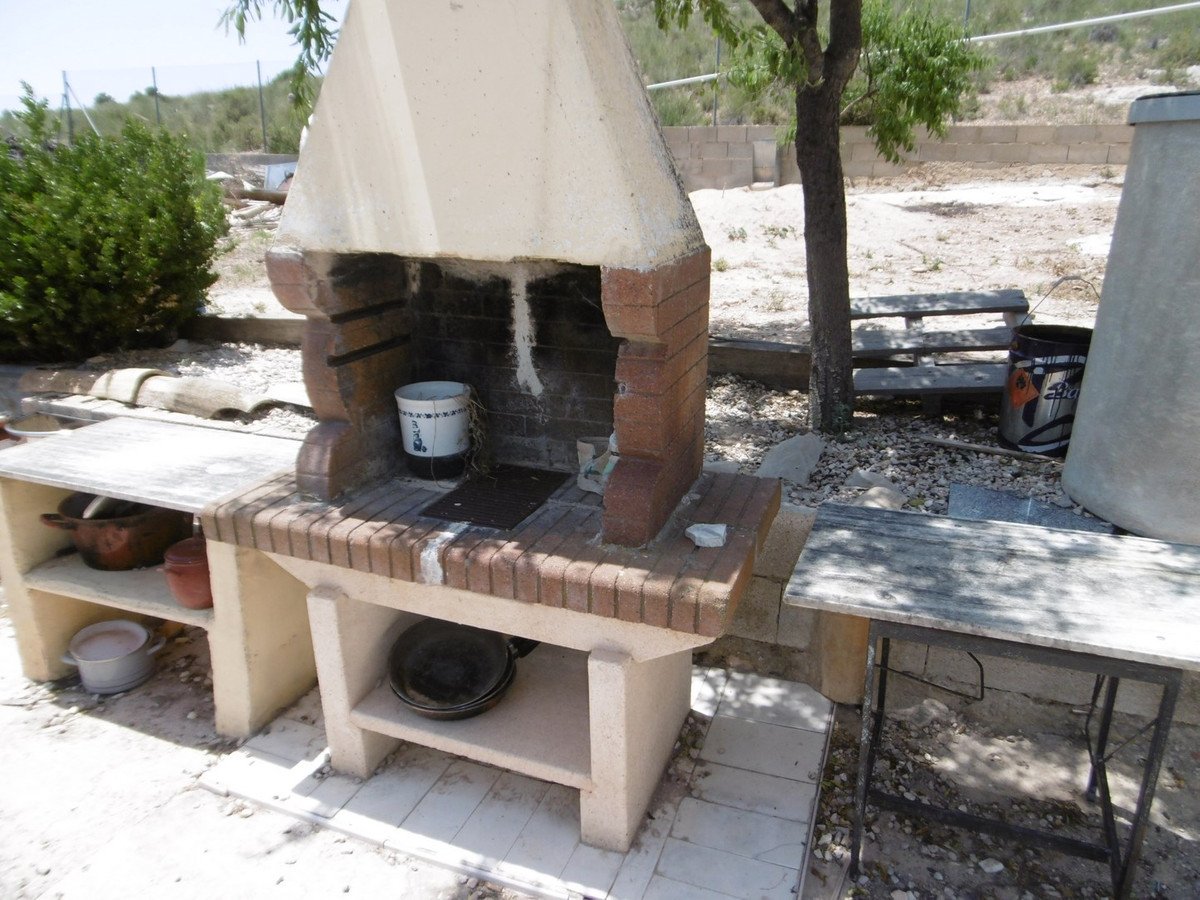 3 Bed Finca - Cortijo in Yecla