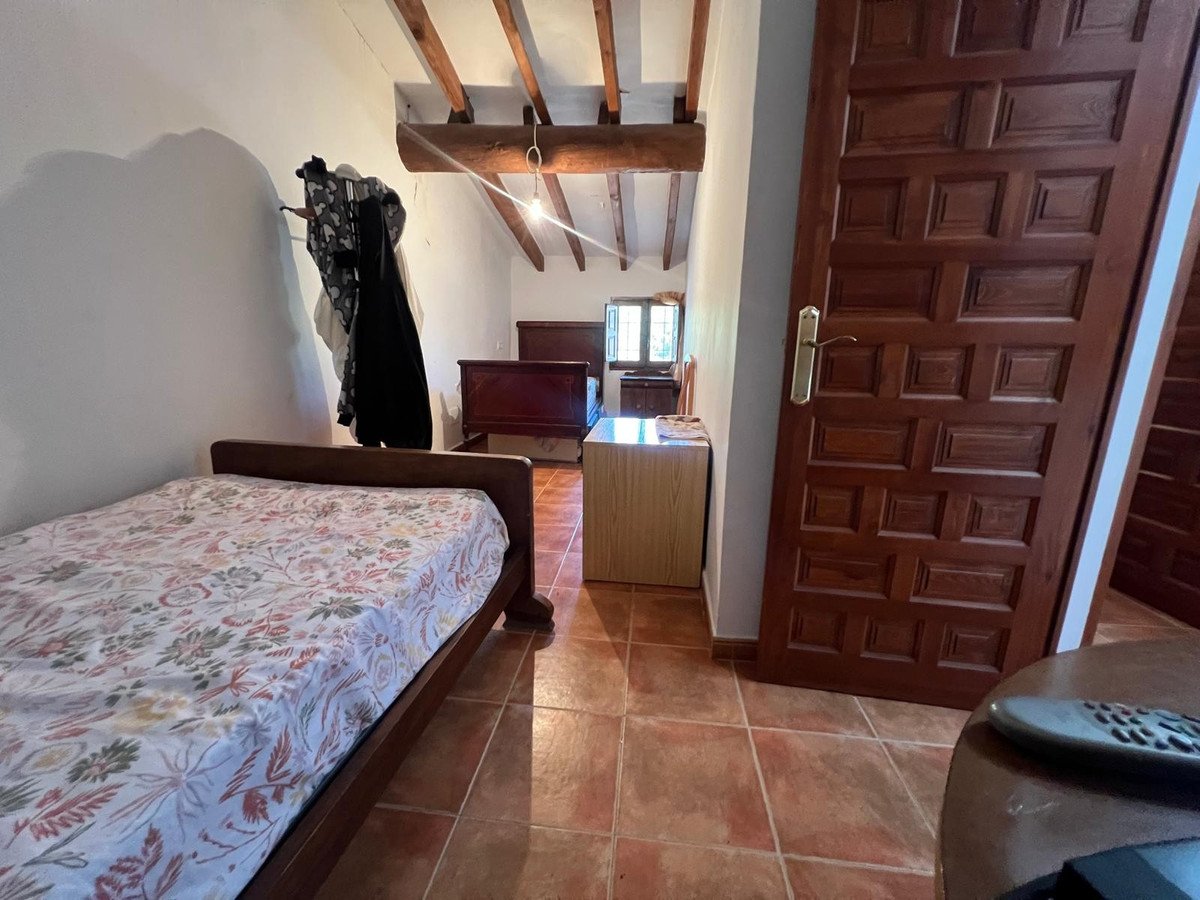 5 Bed Townhouse in Pinoso