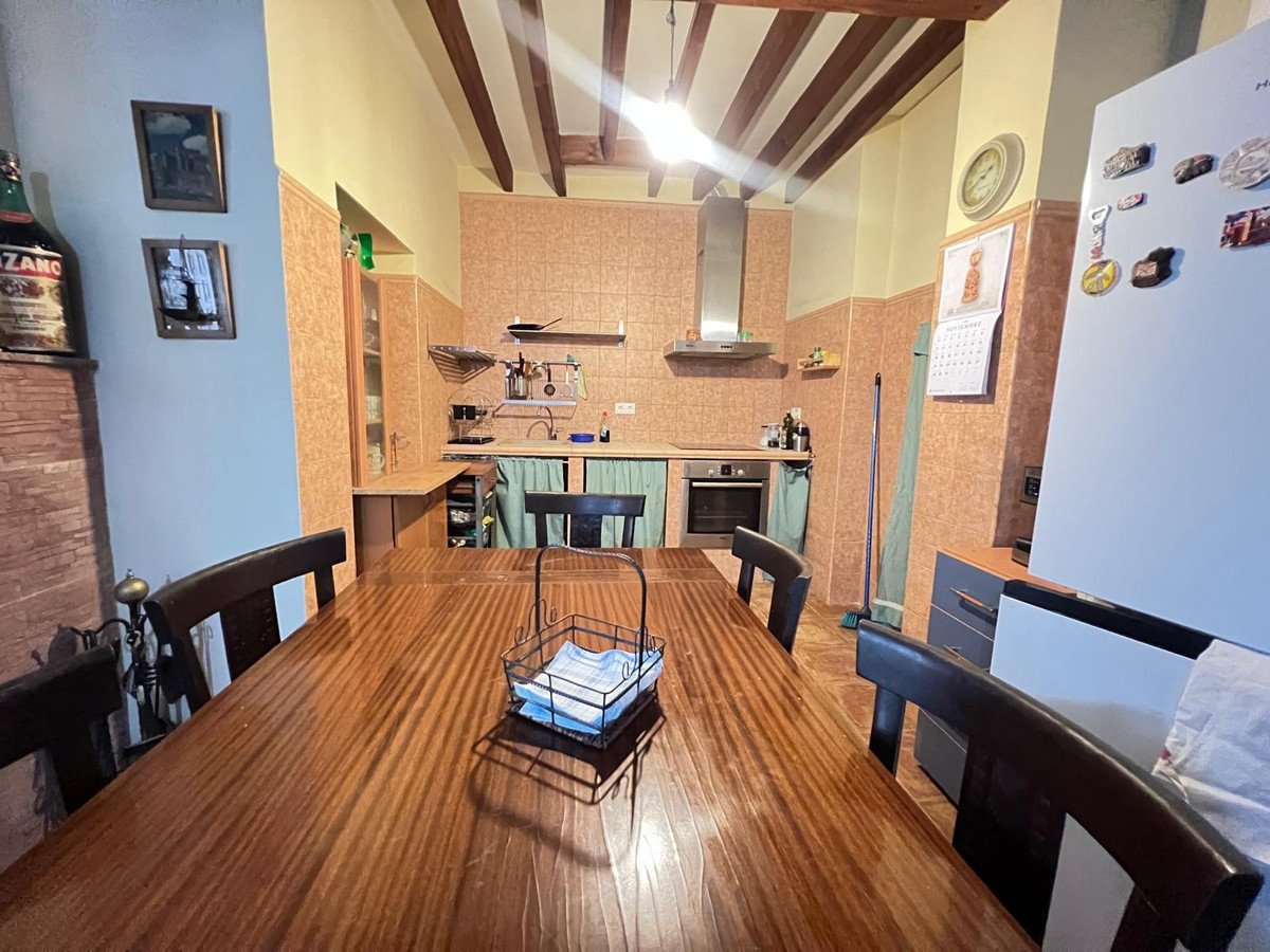 5 Bed Townhouse in Pinoso