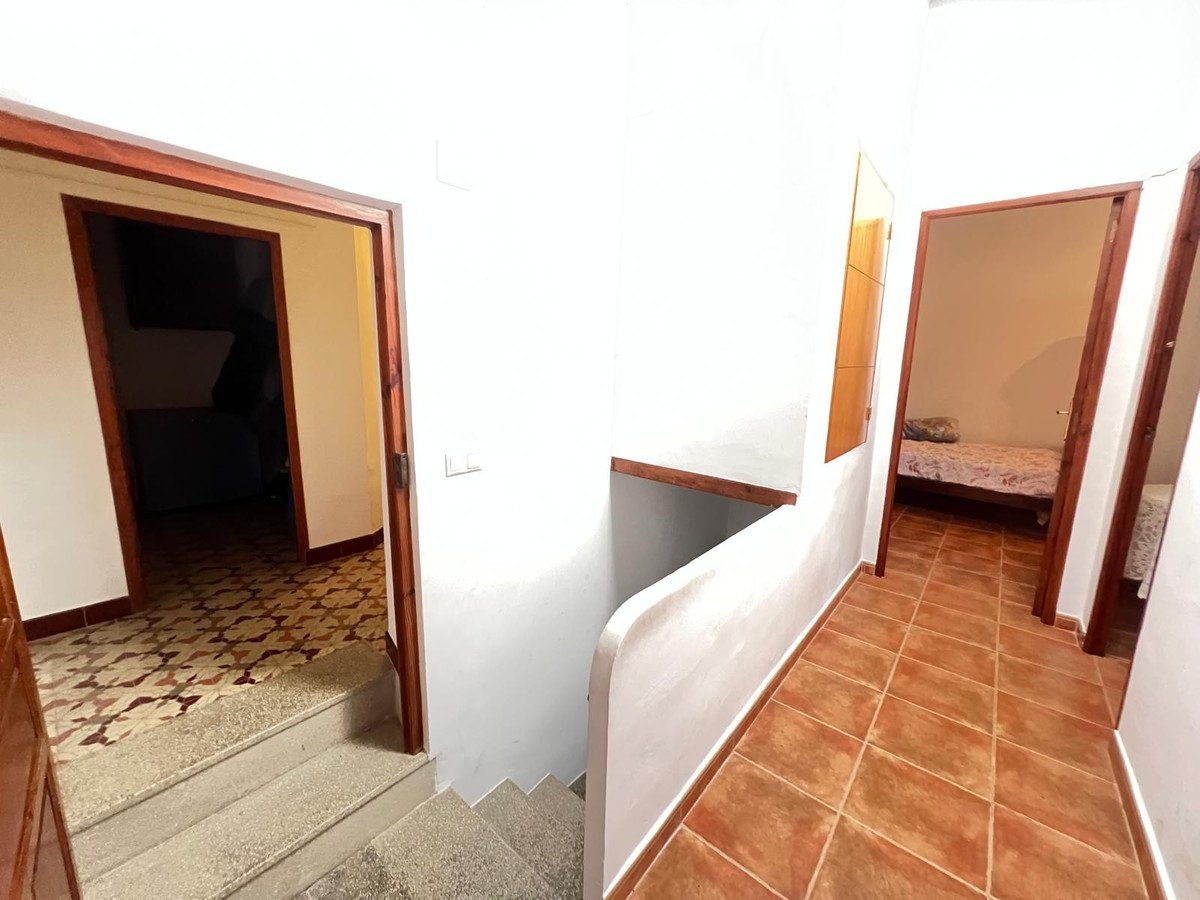 5 Bed Townhouse in Pinoso