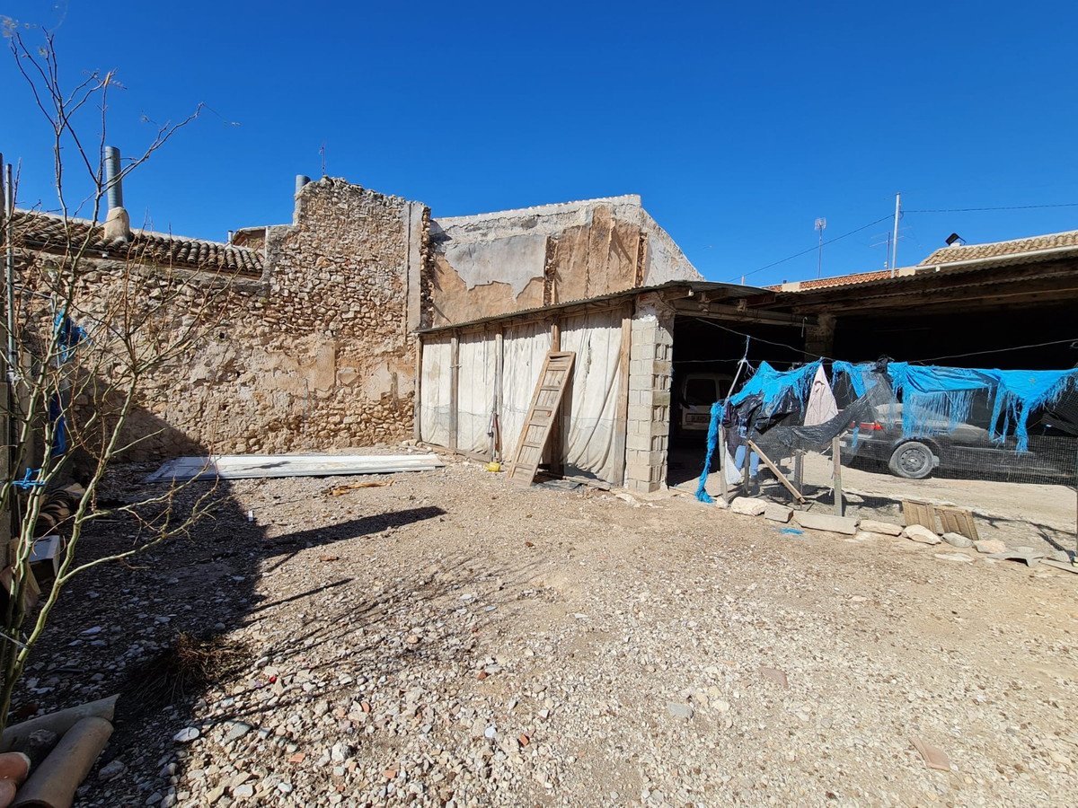 Land in Pinoso