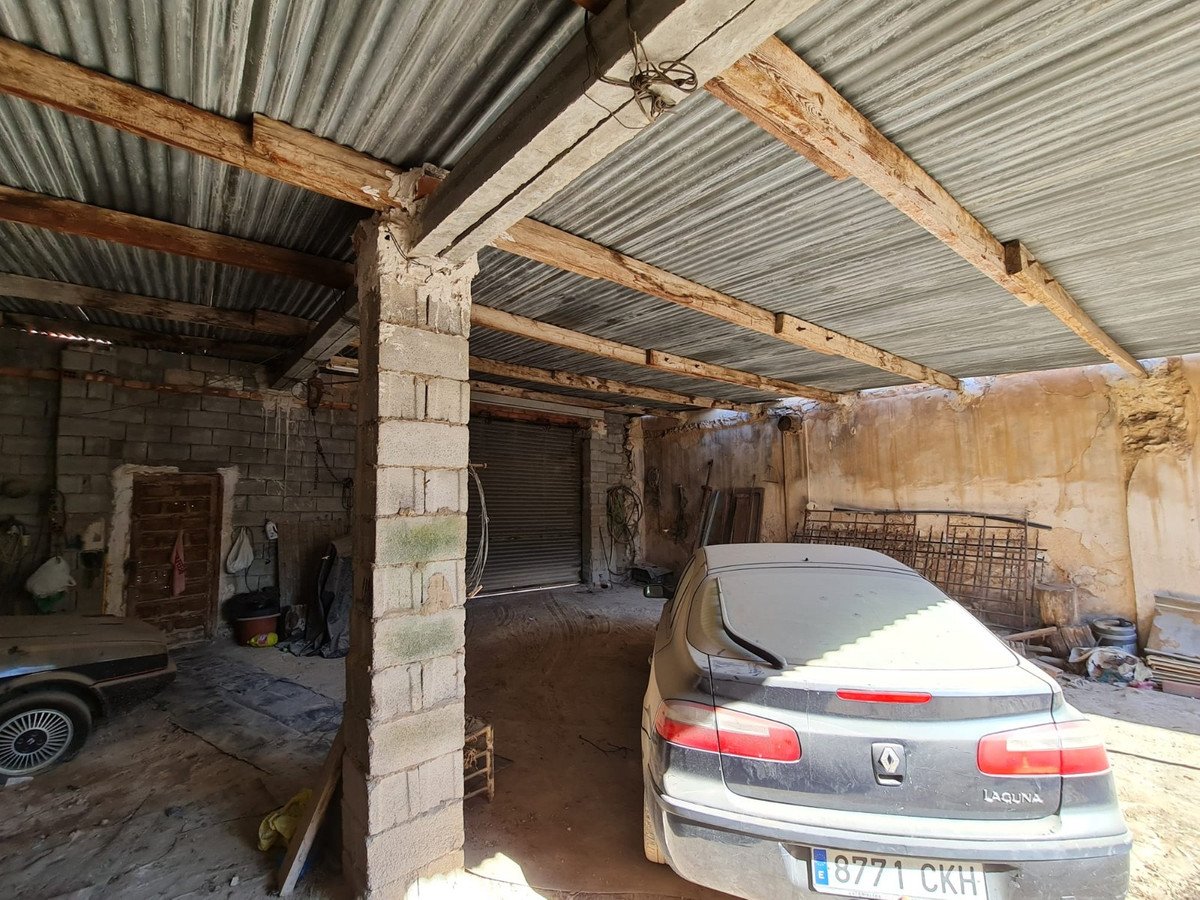 Land in Pinoso