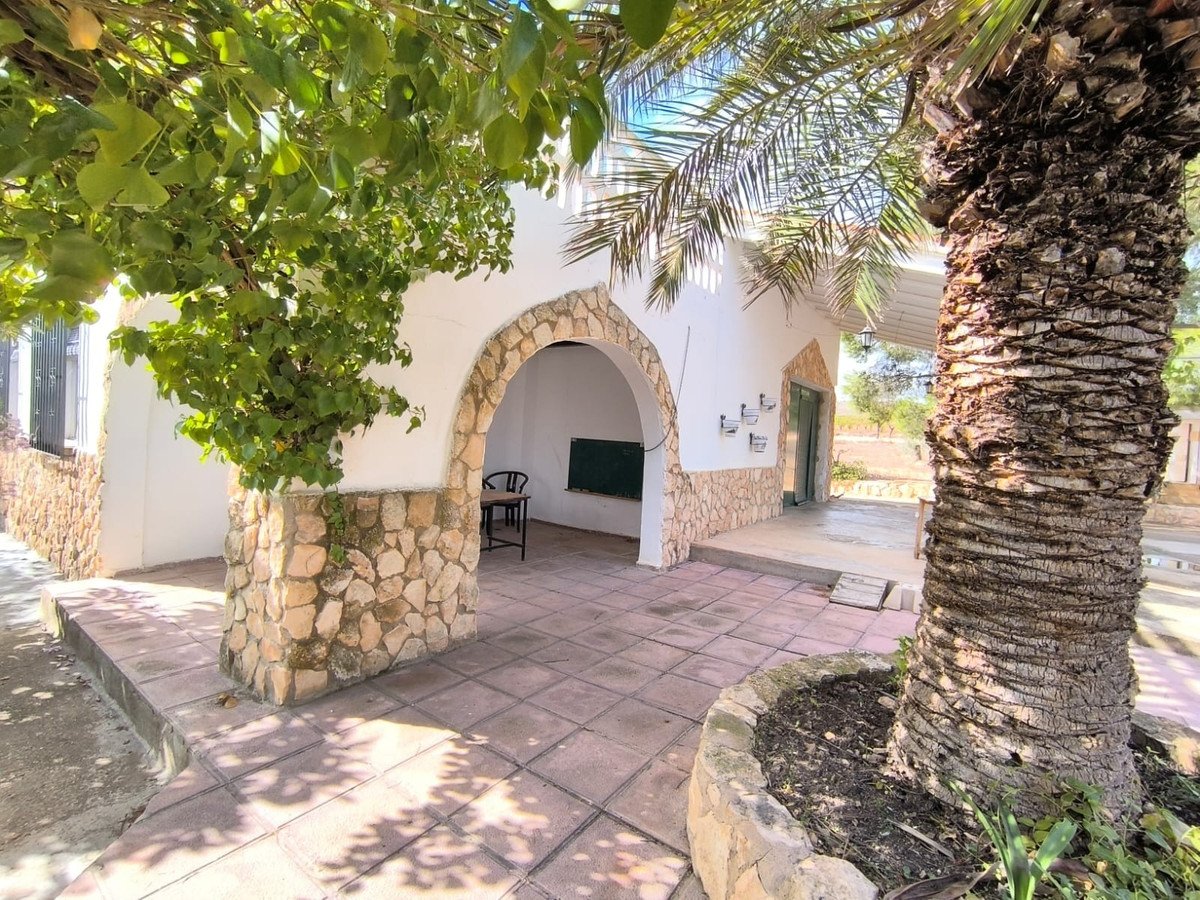 3 Bed Finca - Cortijo in Yecla