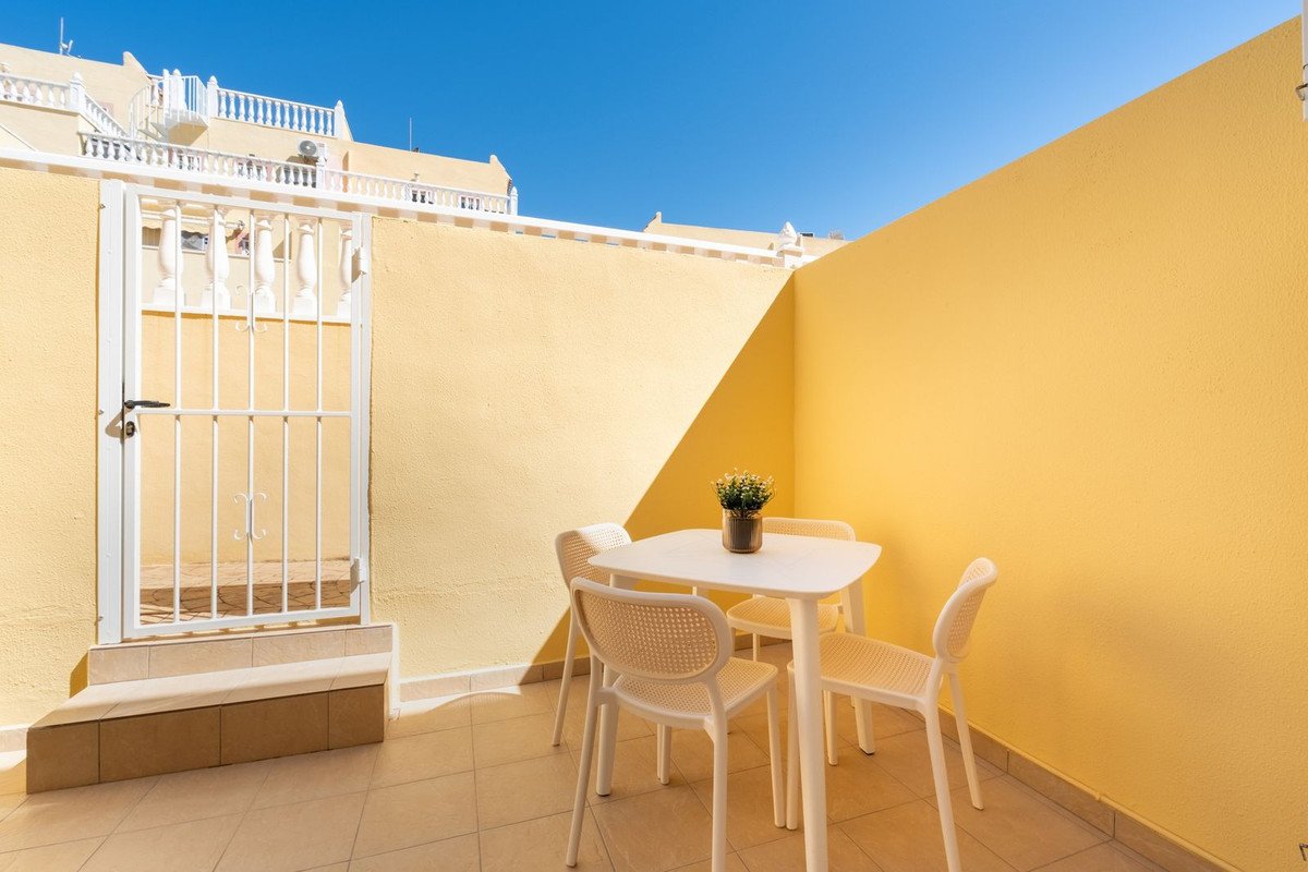 2 Bed Townhouse in Villamartin