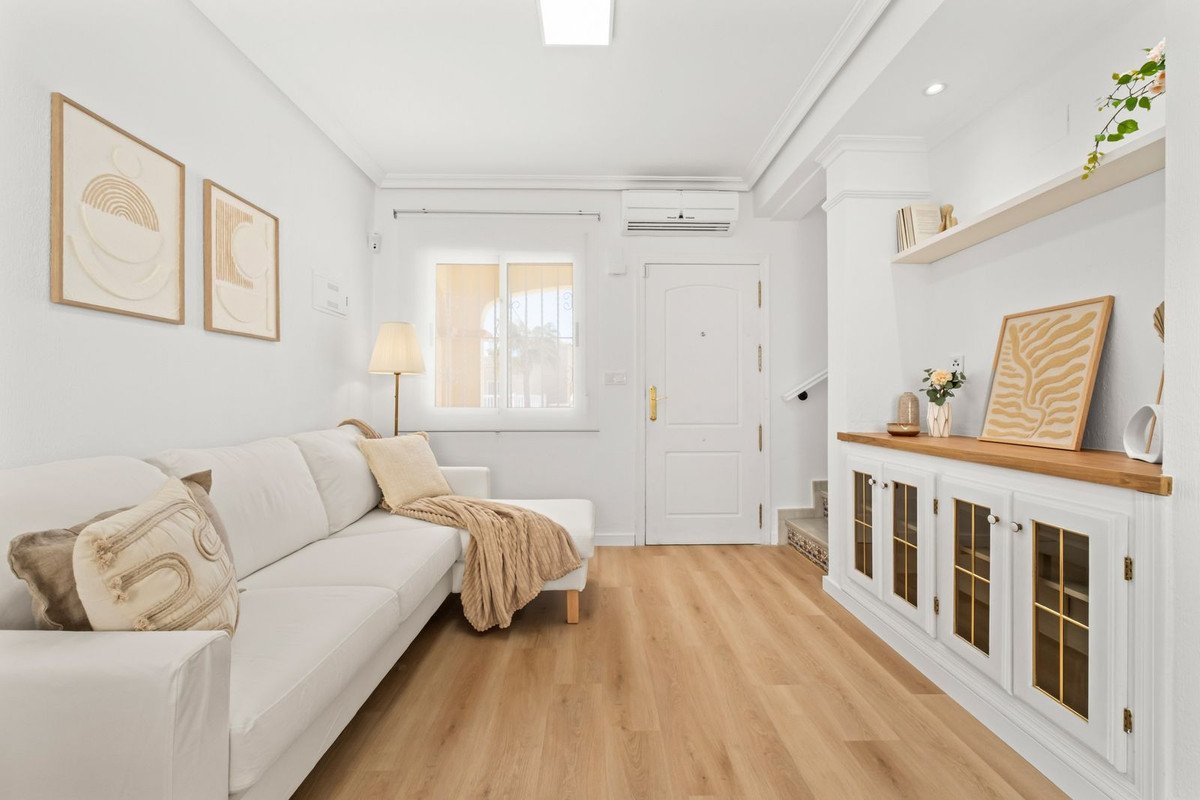2 Bed Townhouse in Villamartin