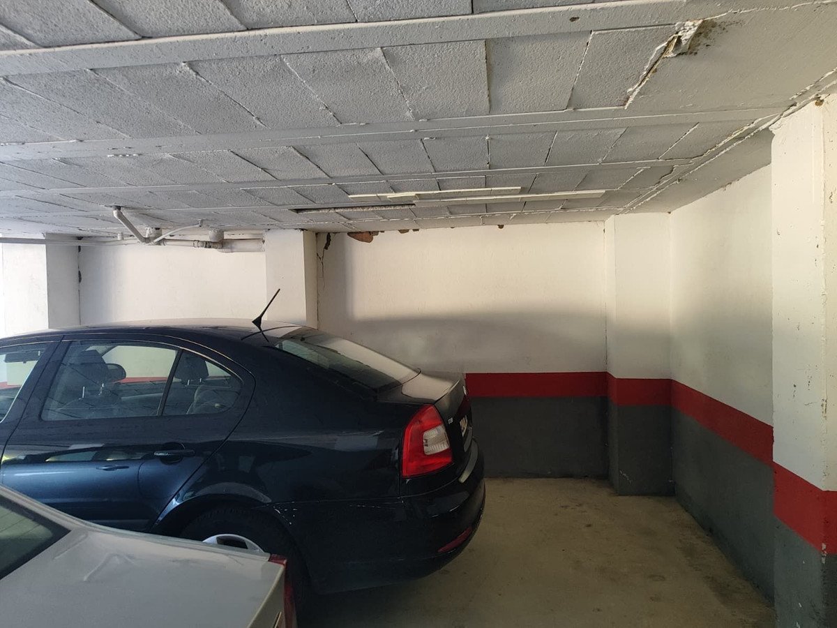 2 Bed Middle Floor Apartment in Fuengirola