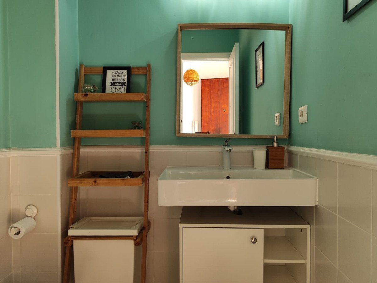 2 Bed Middle Floor Apartment in Fuengirola