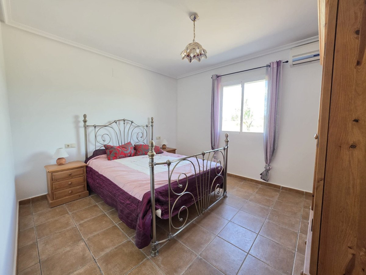 3 Bed Detached Villa in Monóvar